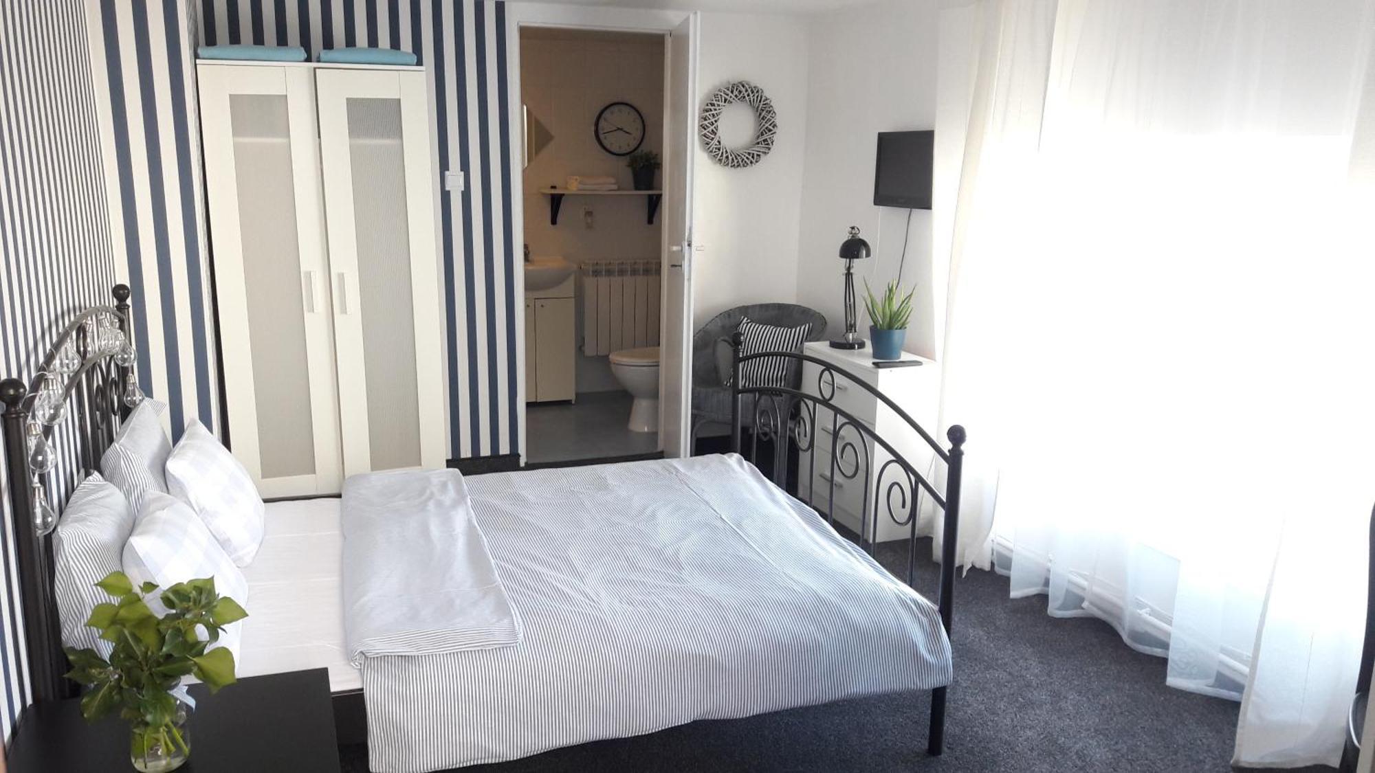 Babie Lato B&B Uniejow Exterior photo